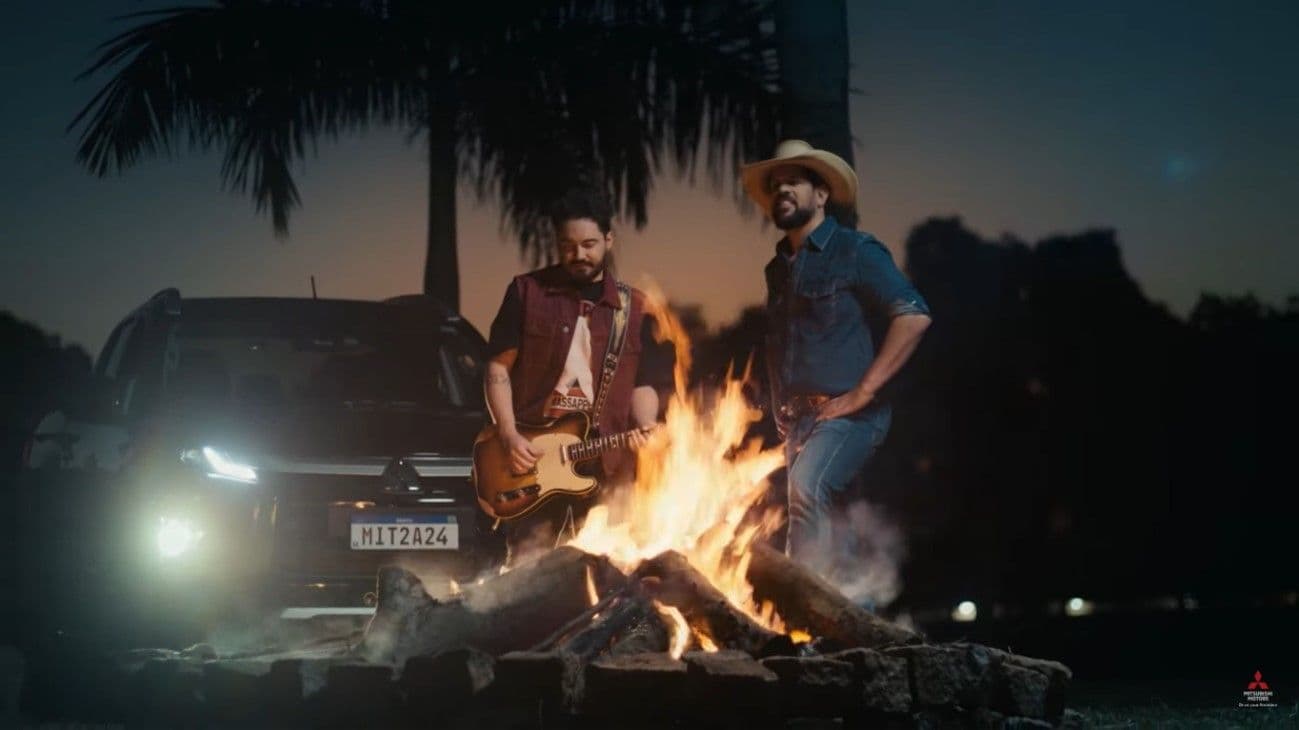 Mitsubishi L200 Triton Sport estrela novo filme ao lado de Fernando e Sorocaba